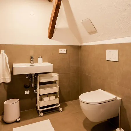Faust Hotel *